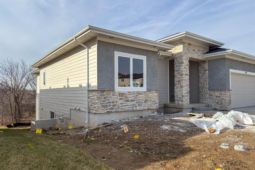 9950 Brockway Street