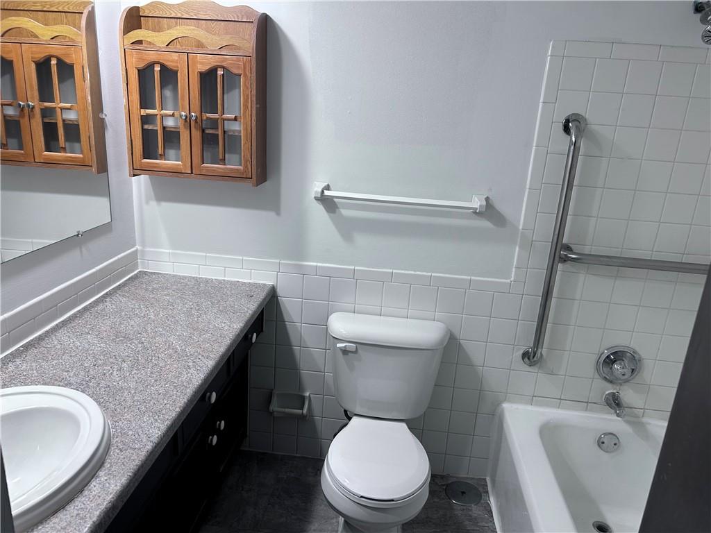 423 W 104th Street C
