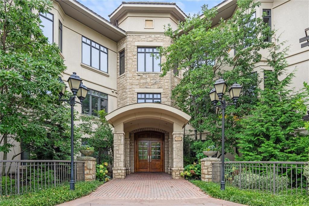 4801 W 133rd Street 301