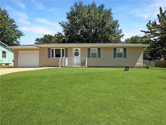 2101 WILLOW ST, HIGGINSVILLE, MO 64037 - Image 86a0f86f9166b47e5b3a209d4bc6d9cd/1315144698