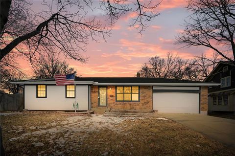 800 E Pearl Street, Harrisonville, MO 64701 - MLS#: 2599429