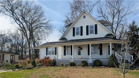 923 Cherokee Street, Humboldt, KS 66748 - MLS#: 2589626