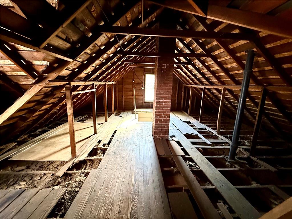 St Joseph, Missouri 64507, United States, 2 Bedrooms Bedrooms, ,1 BathroomBathrooms,Residential,Pending,35627