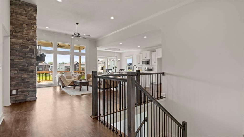 Photo of 1015 Poplar Lane, Liberty, MO 64068 (MLS # 2581659)