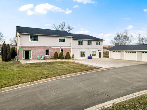 4111 Frisbie Road Shawnee KS 66226