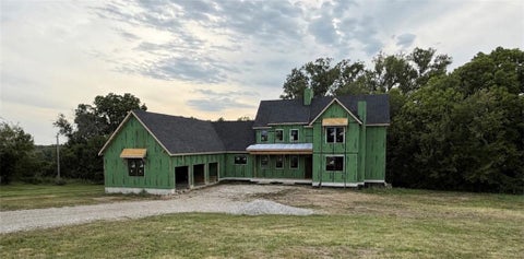 MLS: 2621921