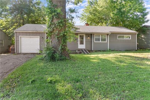 2625 S Arlington Avenue, Independence, MO 64052 - MLS#: 2570068