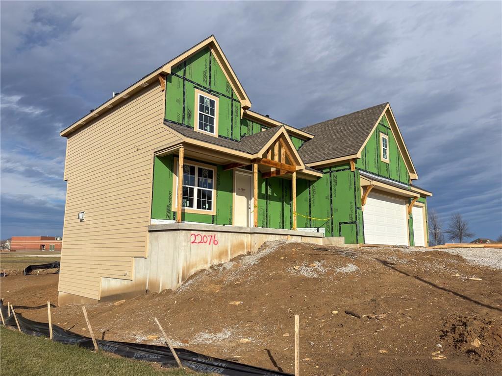 22076 W 99th Terrace