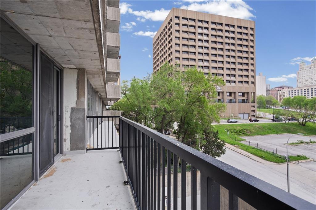 600 Admiral Boulevard 507