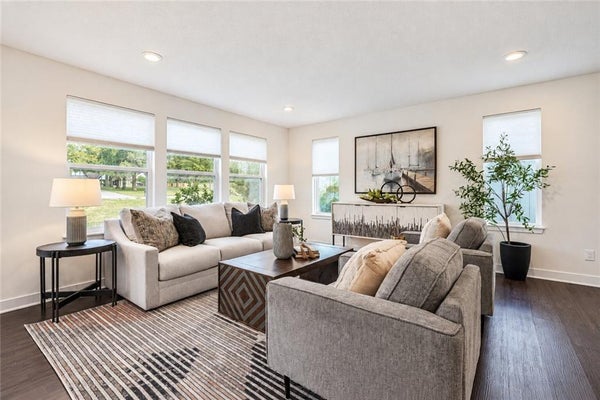 1413 NEWPORT LN, RAYMORE, MO 64083 - Image 876087663e36e2b5bd0d1cd041cfca19/3537979717