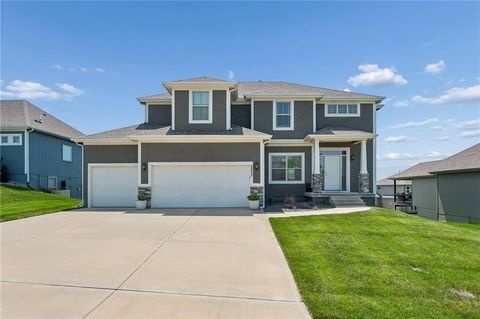 Photo of 5223 NE 91 Street, Kansas City, MO 64156 (MLS # 2620802)