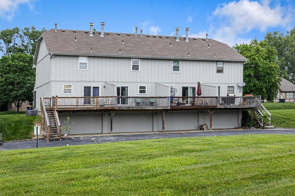 7019 N Fisk Court