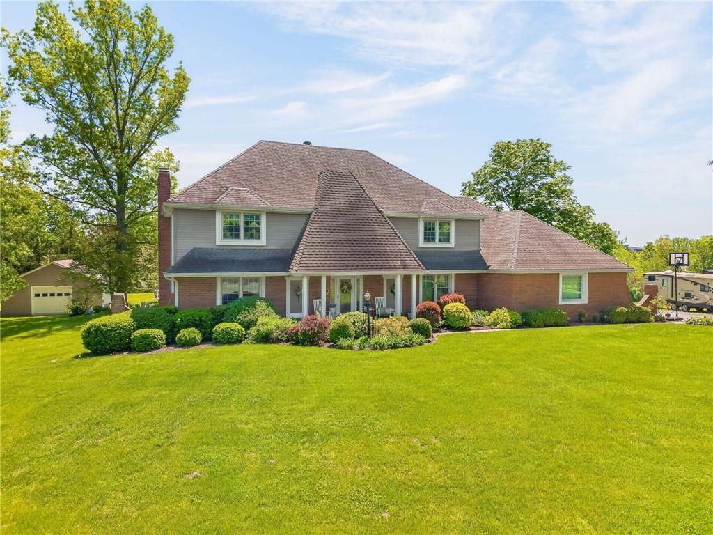 Photo of 12918 Lakeland Drive, St Joseph, MO 64506 (MLS # 2618302)