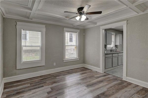 4916 PARK AVE, KANSAS CITY, MO 64130 - Image 87db4e37fbf1614ee6abd0b9fd1e09cd/2489970120