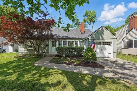 5824 Marty Street, Overland Park, KS 66202 - #: 2548091