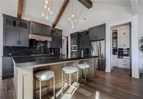 5818 N Lucerne Avenue Kansas City MO 64151