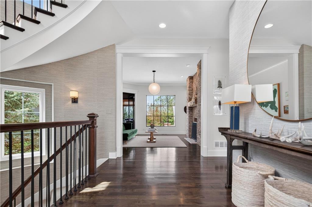 16404 Rosehill Street