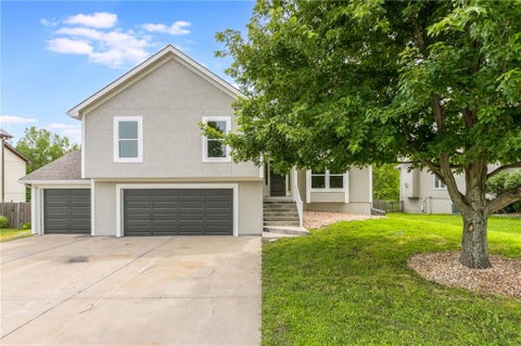 992 Sicklebar Drive, Peculiar, MO 64078 - MLS#: 2625581