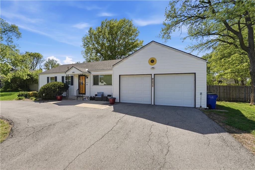 1001 N Walker Street