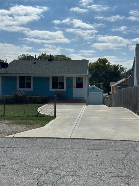 Photo of 3723 Freeman Avenue, Kansas City, KS 66102 (MLS # 2581122)