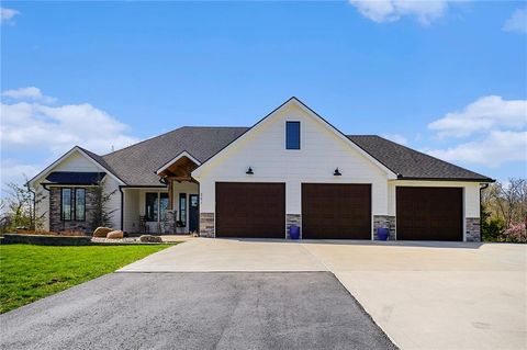 391 NW 174th Court Smithville MO 64089