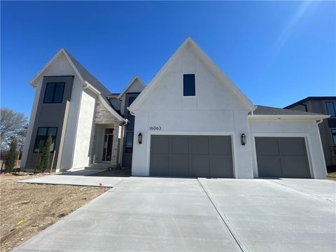 16063 S Twilight Lane Olathe KS 66062