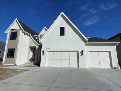 16063 S Twilight Lane Olathe KS 66062