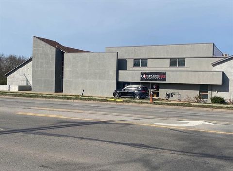 10306 Blue Ridge Boulevard Kansas City MO 64134