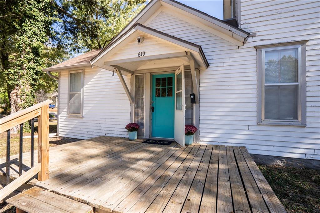 619 W 4th Street