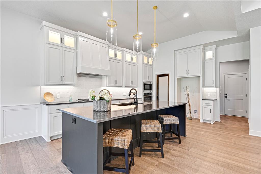 22415 W 89th Terrace