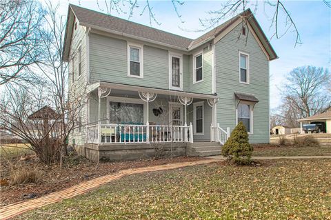 408 N Broadway Street, Louisburg, KS 66053 - #: 2534773