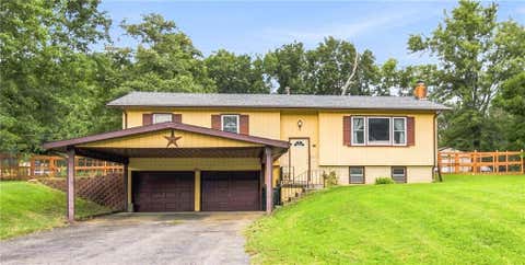 Photo of 143 SE 125 Road, Warrensburg, MO 64093 (MLS # 2637732)