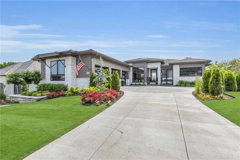 5842 N Lucerne Avenue Kansas City MO 64151