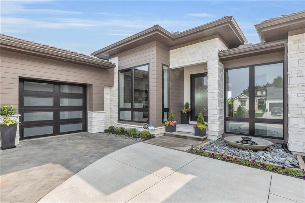 5842 N Lucerne Avenue