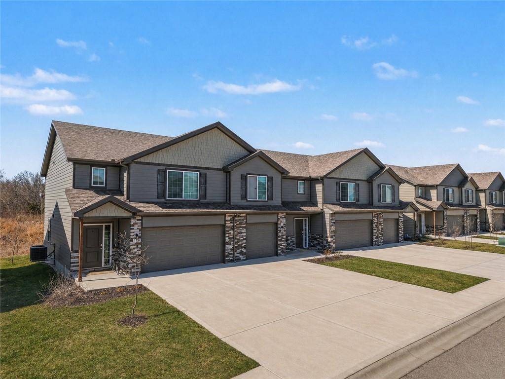 1500 NE Shale Court
