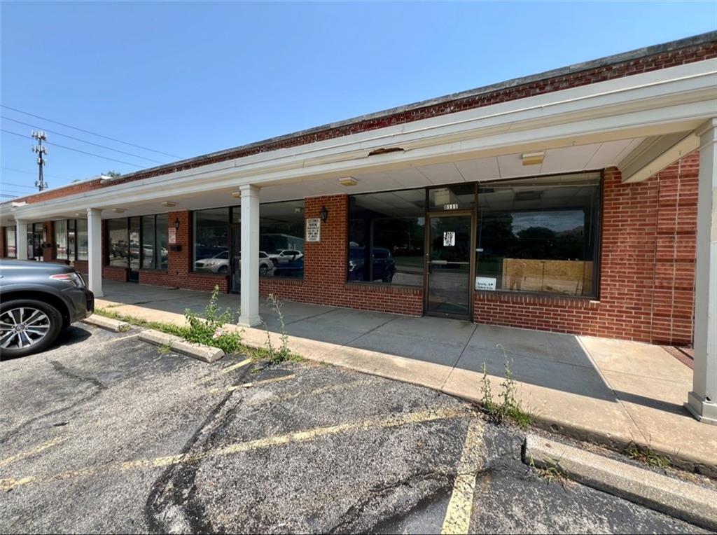 8111 Wornall Road