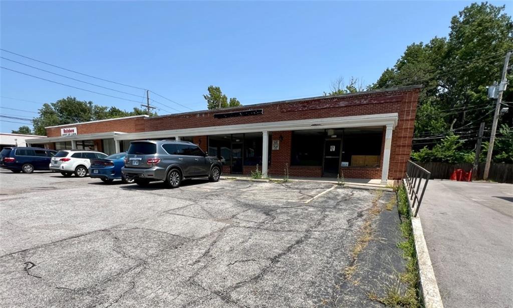 8111 Wornall Road