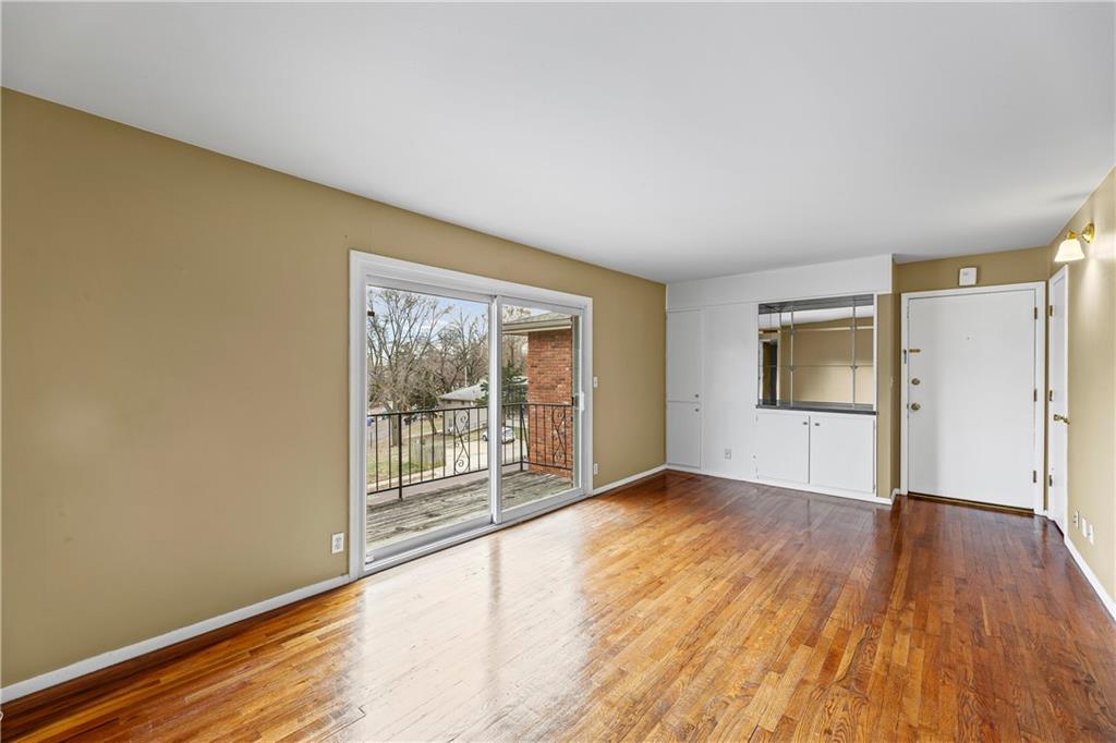 8221 Santa Fe Drive 8