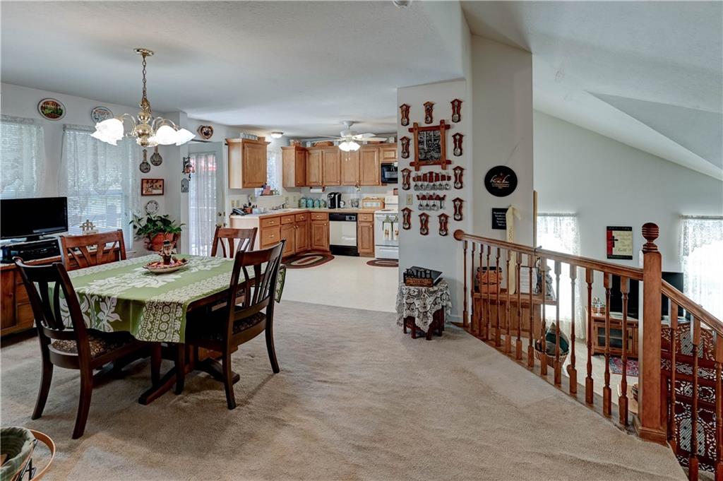 Lansing, Kansas 66043, United States, 4 Bedrooms Bedrooms, ,3 BathroomsBathrooms,Residential,Active,192738