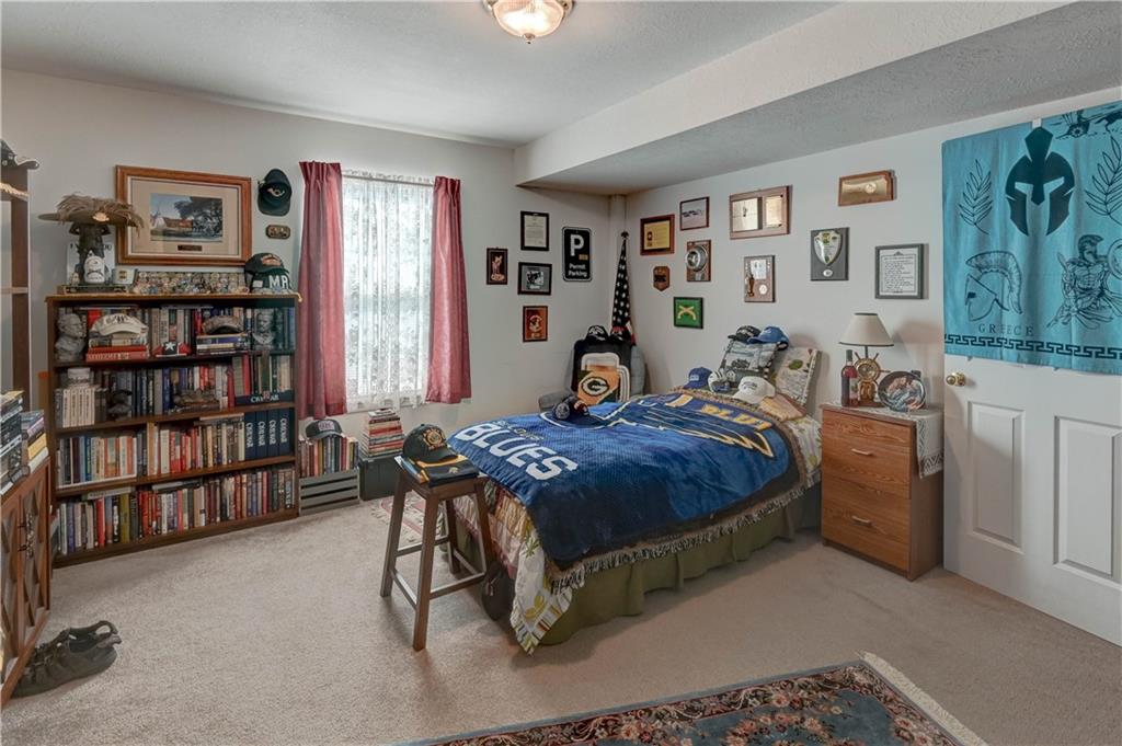 Lansing, Kansas 66043, United States, 4 Bedrooms Bedrooms, ,3 BathroomsBathrooms,Residential,Active,192738