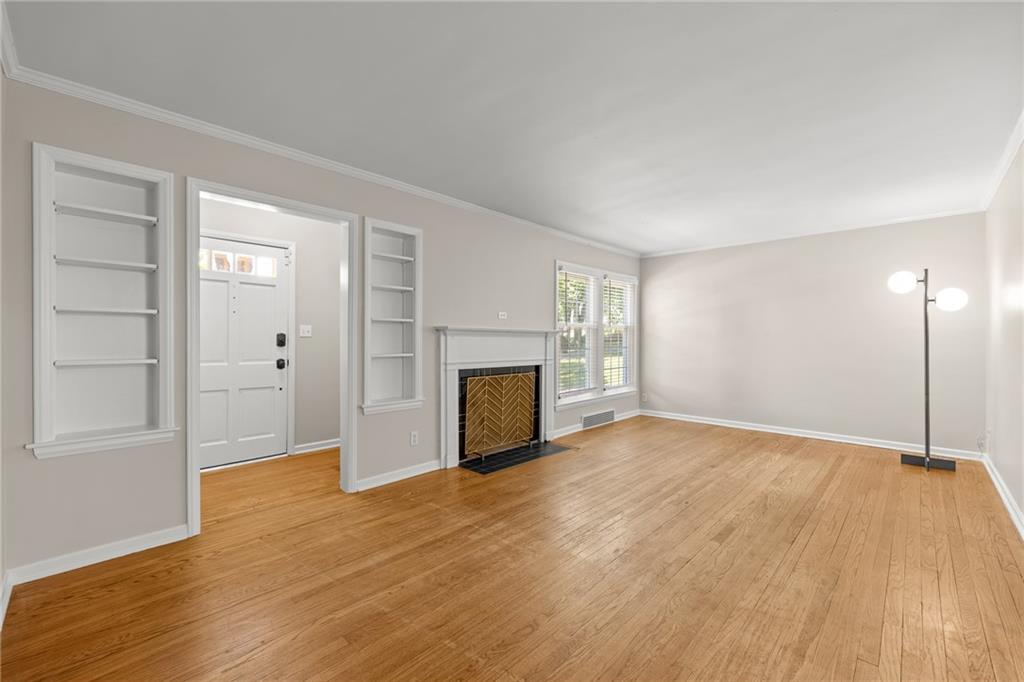 5813 RIGGS Street