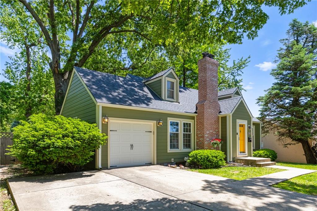 5813 RIGGS Street