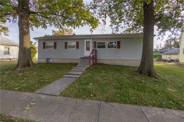 411 W PINE ST, ORRICK, MO 64077 - Image 89a22ec021ce59bf13f44937bde4eb2d/3169740258