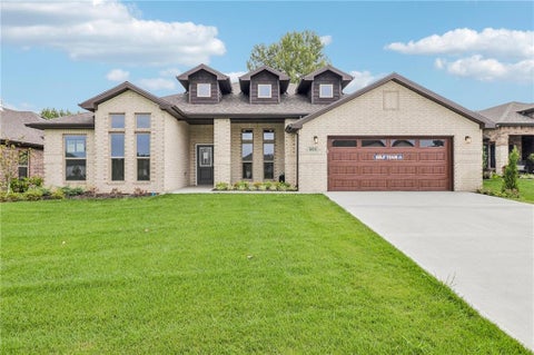 Photo of 18540 W 195th Terrace, Spring Hill, KS 66083 (MLS # 2648550)