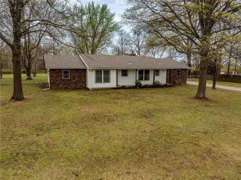 101 W North County Road, Frontenac, KS 66763 - MLS#: 2612123