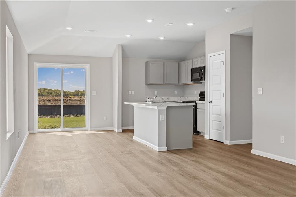 37778 W 208th Terrace