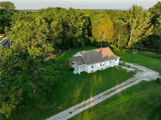3947 N BALES AVE, KANSAS CITY, MO 64117 - Image 8a079d693c32c4c05fbc3a50f8eeecf9/3267548058
