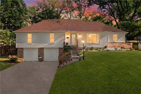 6717 NW Lawson Lane Parkville MO 64152