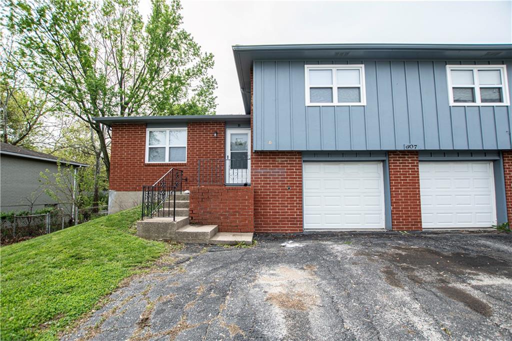 607 NE Chipman Road