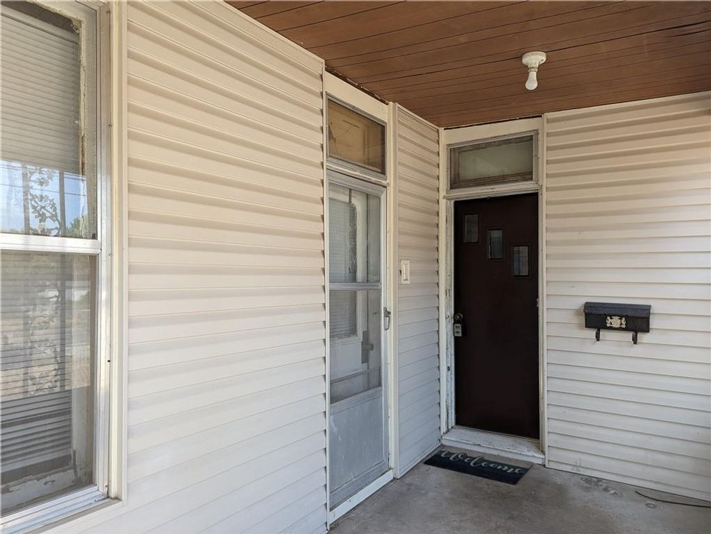 Photo of 709 W Benton Street, Windsor, MO 65360 (MLS # 2607198)